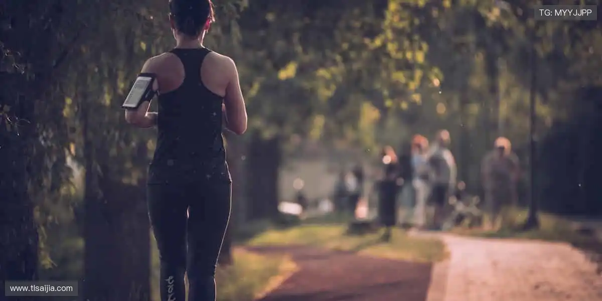 球迷专属，把热爱穿在身上！👕💪